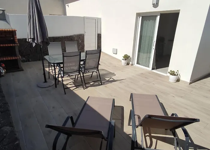Casa Hubara Lanzarote, Brand New, Bright And Quiet Semesterbostad *